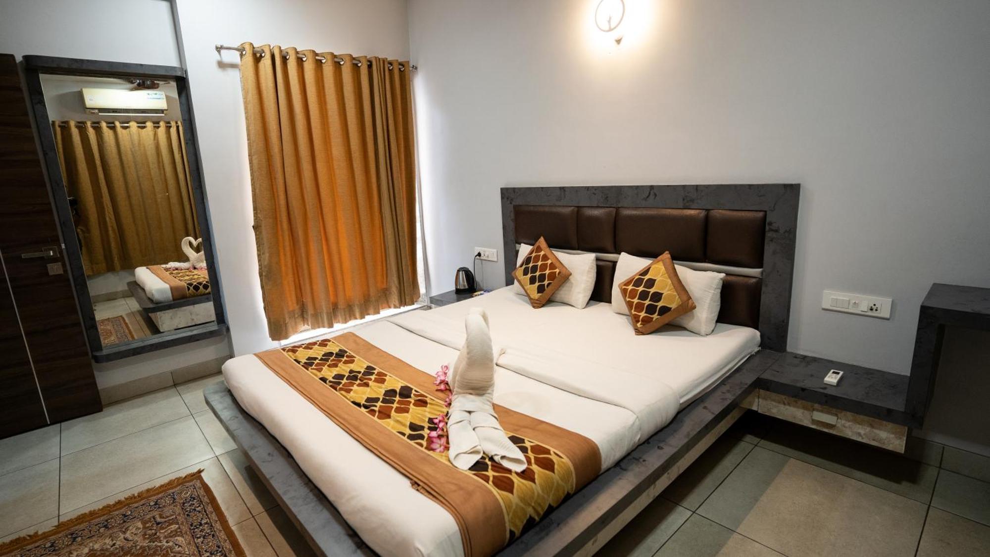 Ruturaj Inn Алібаґ Екстер'єр фото